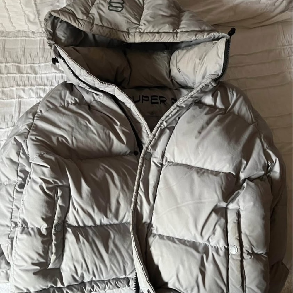 Grey Aritzia superpuff size small